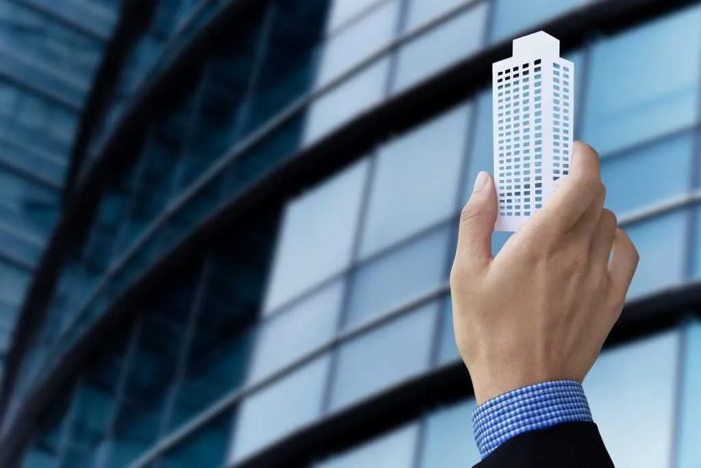 Какви са законовите изисквания за управител на ООД/ЕООД